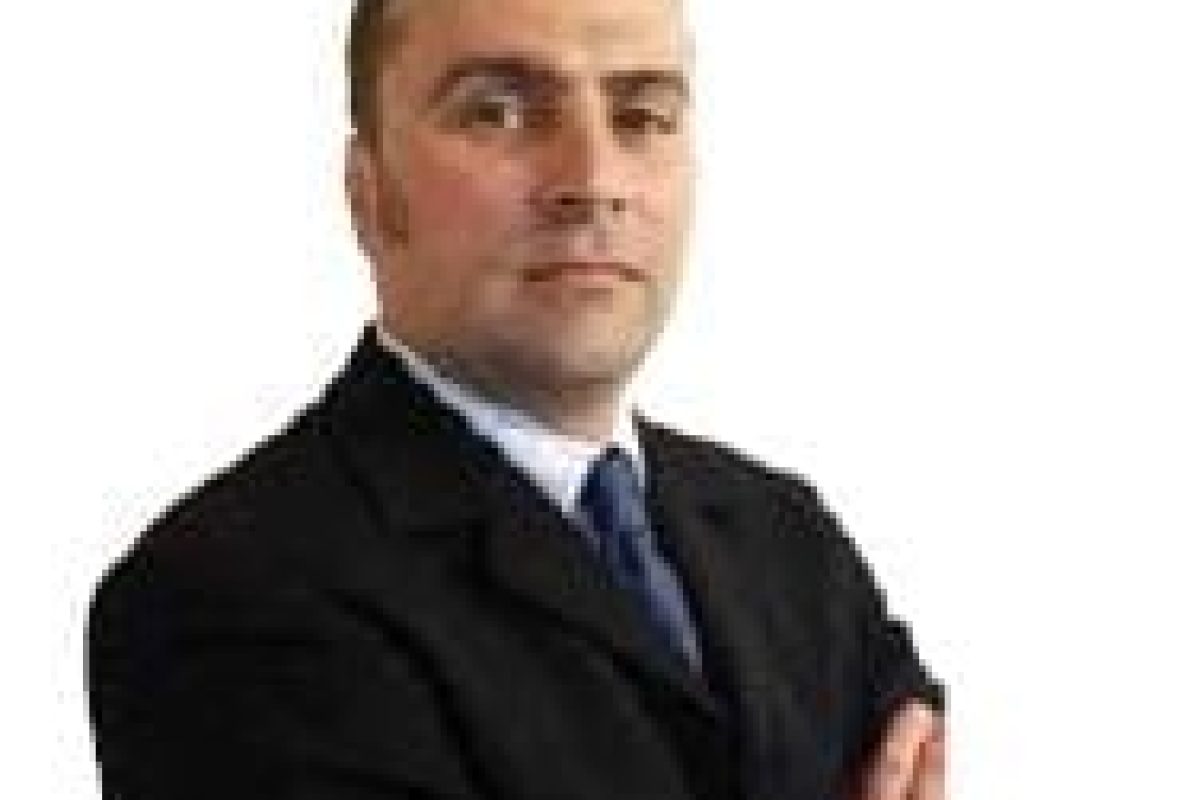 Dr Paul Stephens